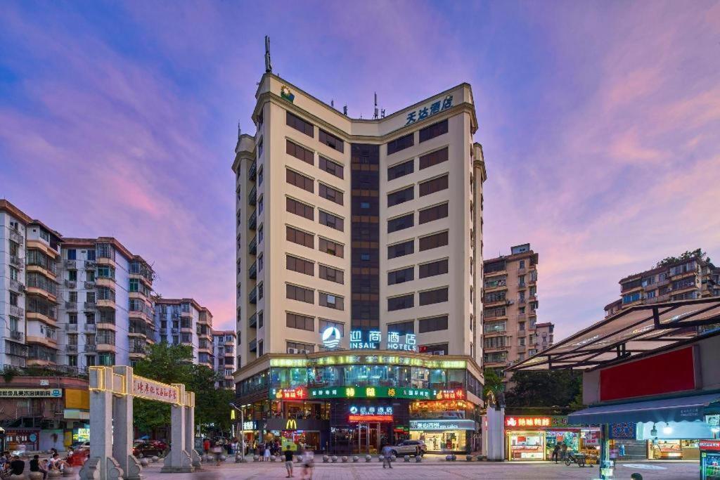 Insail Hotels Cantón Exterior foto